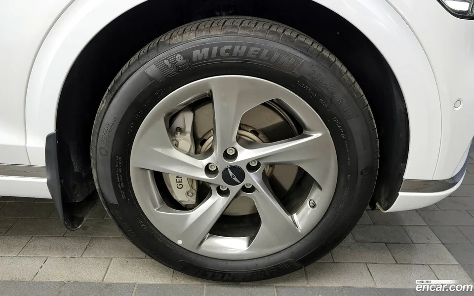 Genesis GV70 2.5T AWD 2024 — миниатюра 5