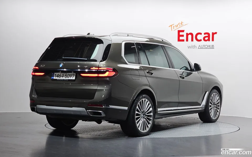 BMW X7 xDrive 40i 6 2023 — миниатюра 2
