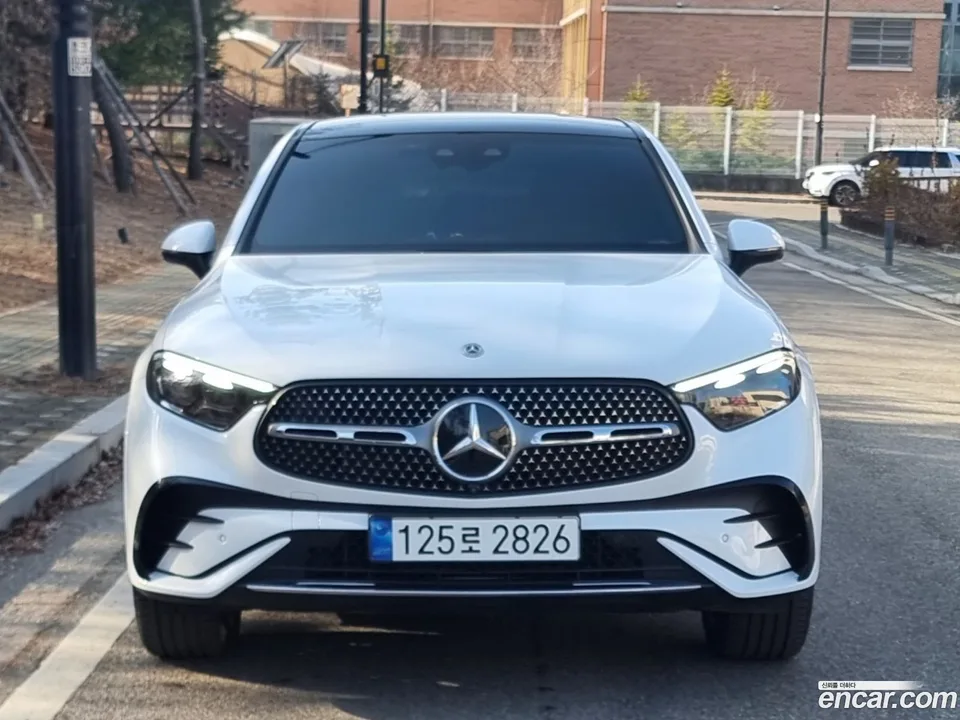 Mercedes-Benz GLC-Class GLC300 4MATIC 2024 — миниатюра 2
