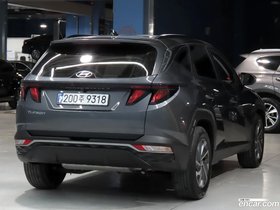 Hyundai Tucson 1.6 2WD 2022 — миниатюра 2