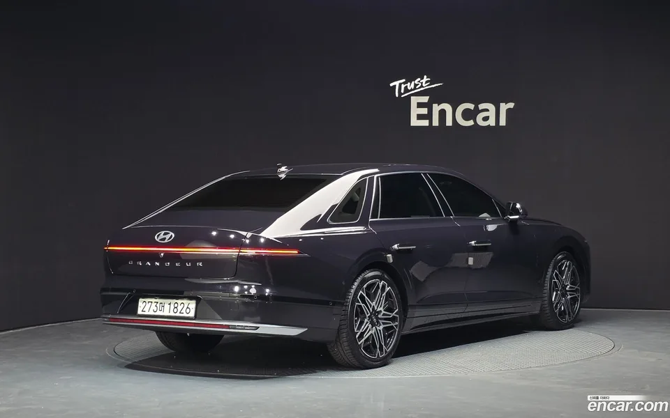 Hyundai Grandeur Hybrid 2023 — миниатюра 2