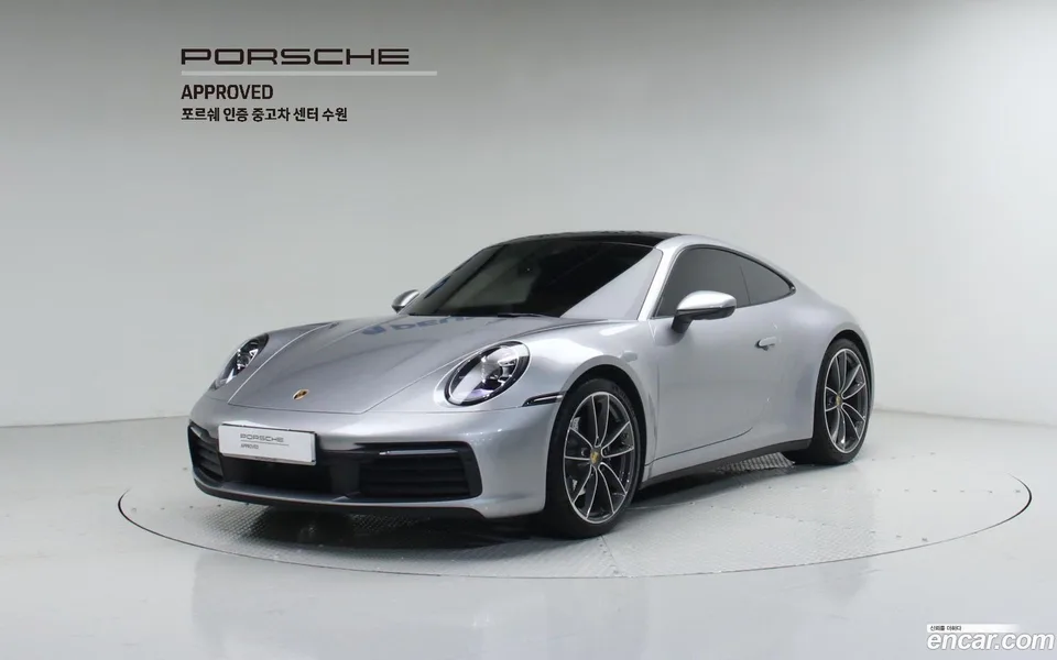 Porsche 911 (992) 2024 — фото 1, купить с доставкой в Москву
