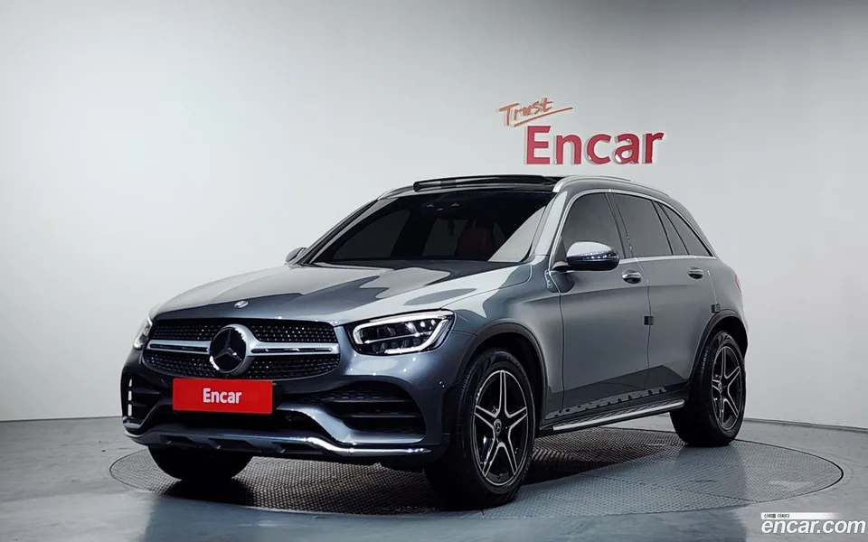 Mercedes-Benz GLC-Class GLC300 4MATIC 2022 — фото 1, купить с доставкой в Москву