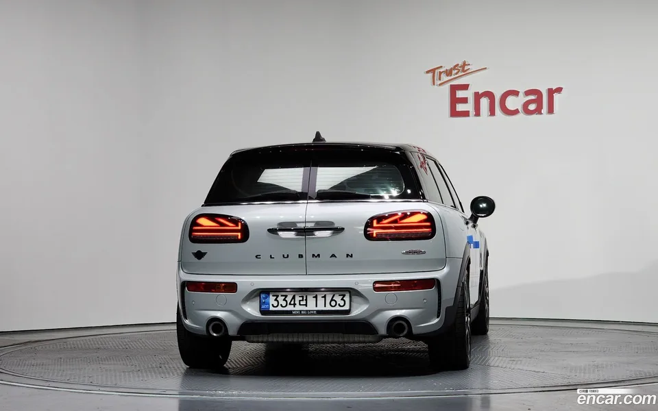 MINI Cooper S Clubman JCW 2022 — миниатюра 4
