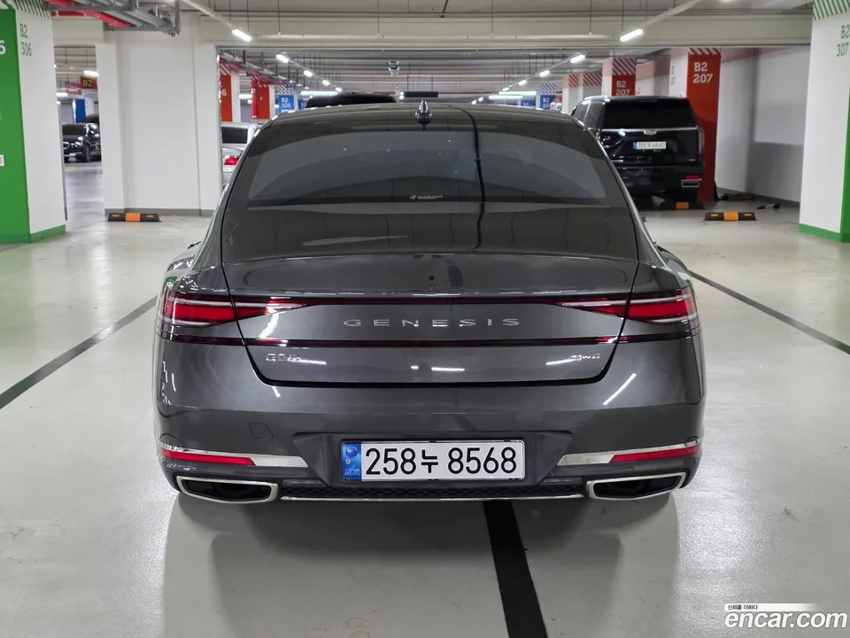 Genesis G90 3.5 2WD 2023 — миниатюра 4