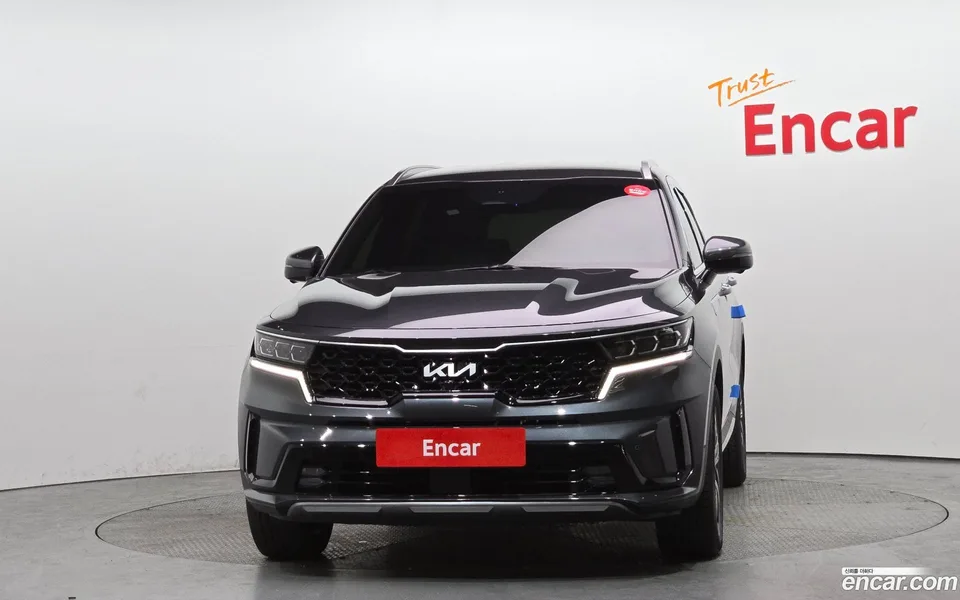 Kia Sorento HEV 1.6 2WD 2023 — миниатюра 3