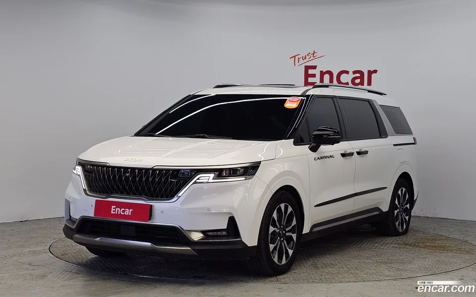 Kia Carnival 9 2022 — фото 1, купить с доставкой в Москву