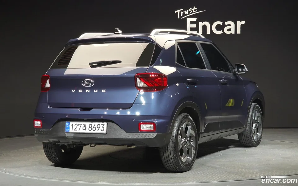 Hyundai Venue 1.6 2024 — миниатюра 2