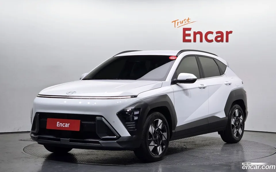Hyundai Kona Hybrid 2023 — фото 1, купить с доставкой в Москву