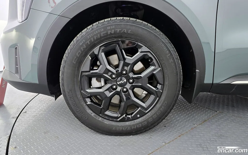 Kia Sorento HEV 1.6 2WD 2023 — миниатюра 5