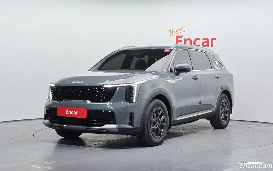Kia Sorento HEV 1.6 2WD 2023 — фото 1, купить с доставкой в Москву