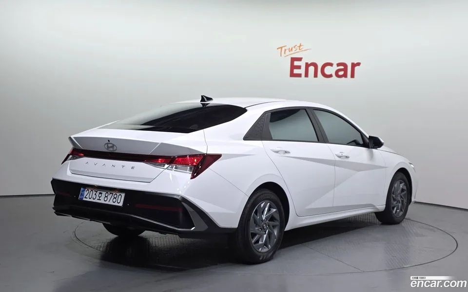 Hyundai Avante CN7 1.6 2025 — миниатюра 2