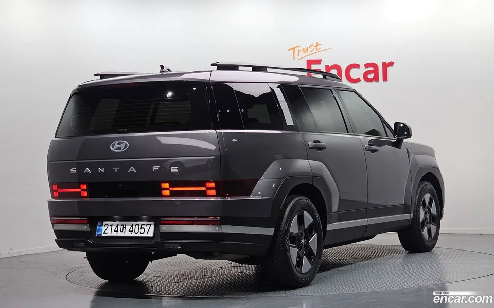 Hyundai Santa Fe HEV 1.6 2WD 2024 — миниатюра 2