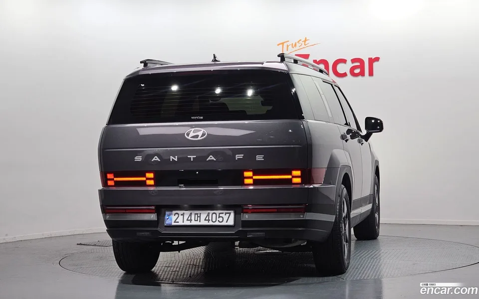 Hyundai Santa Fe HEV 1.6 2WD 2024 — миниатюра 4