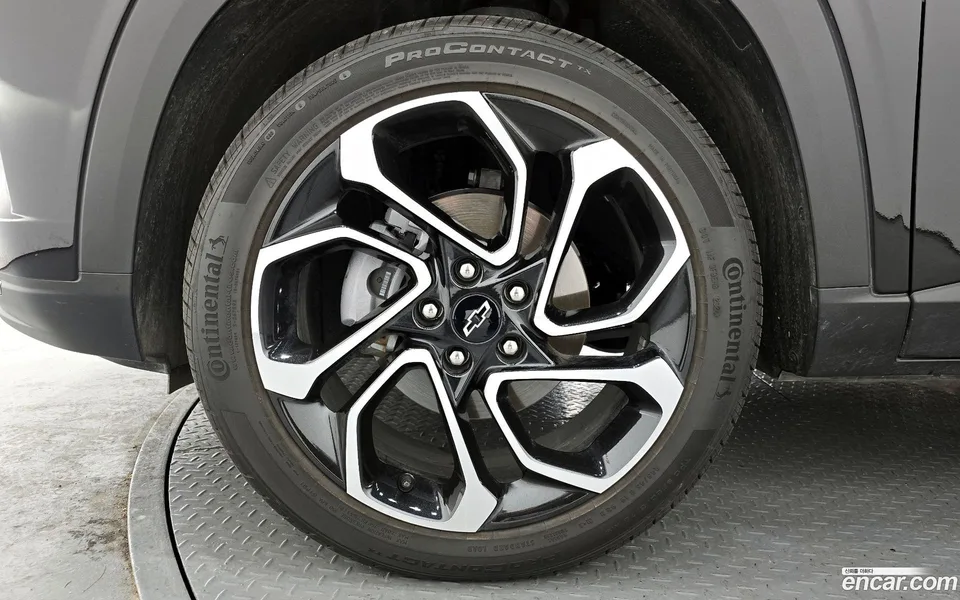 Chevrolet Trax Crossover 1.2 RS 2024 — миниатюра 5