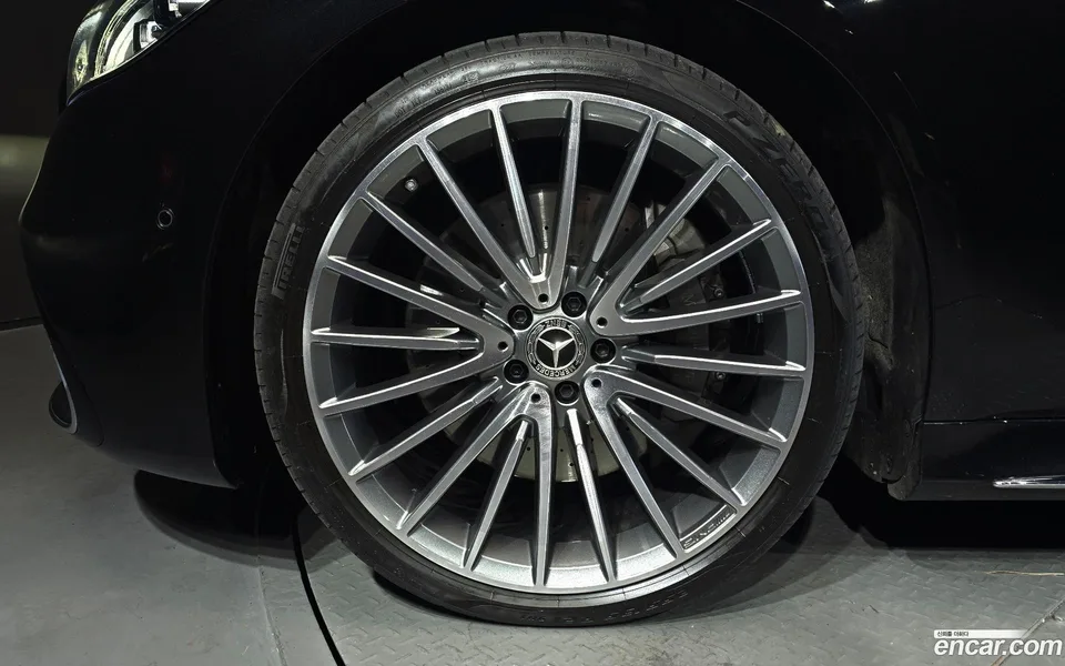 Mercedes-Benz S-Class S500L 4MATIC 2024 — миниатюра 5