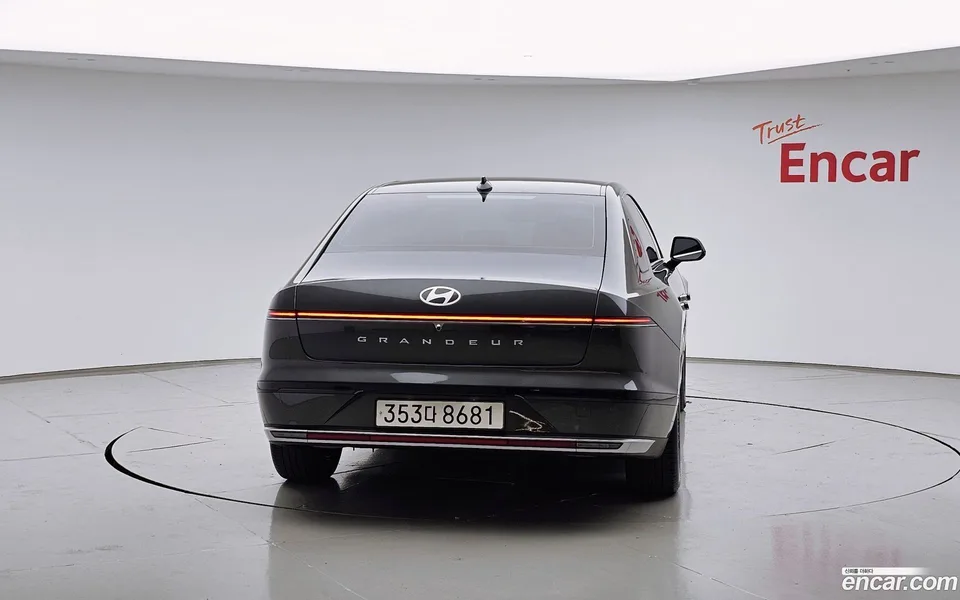 Hyundai Grandeur 3.5 4WD 2023 — миниатюра 4