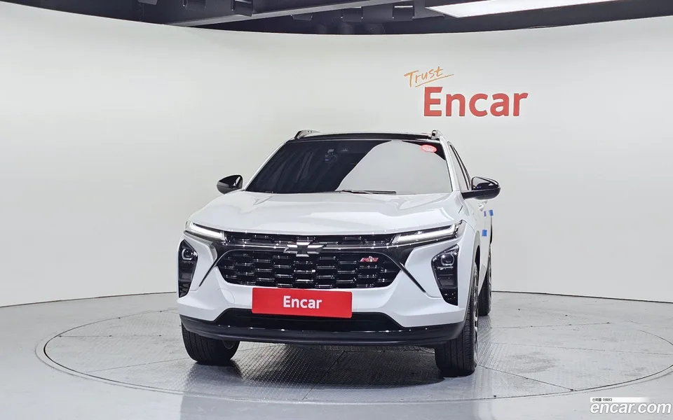 Chevrolet Trax Crossover 1.2 RS 2025 — миниатюра 3