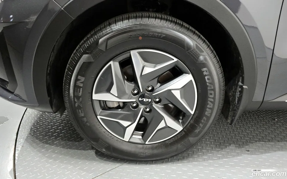 Kia Sorento HEV 1.6 2WD 2023 — миниатюра 5