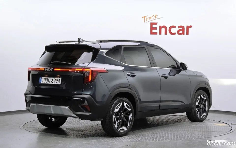 Kia Seltos 1.6 2WD 2024 — миниатюра 2