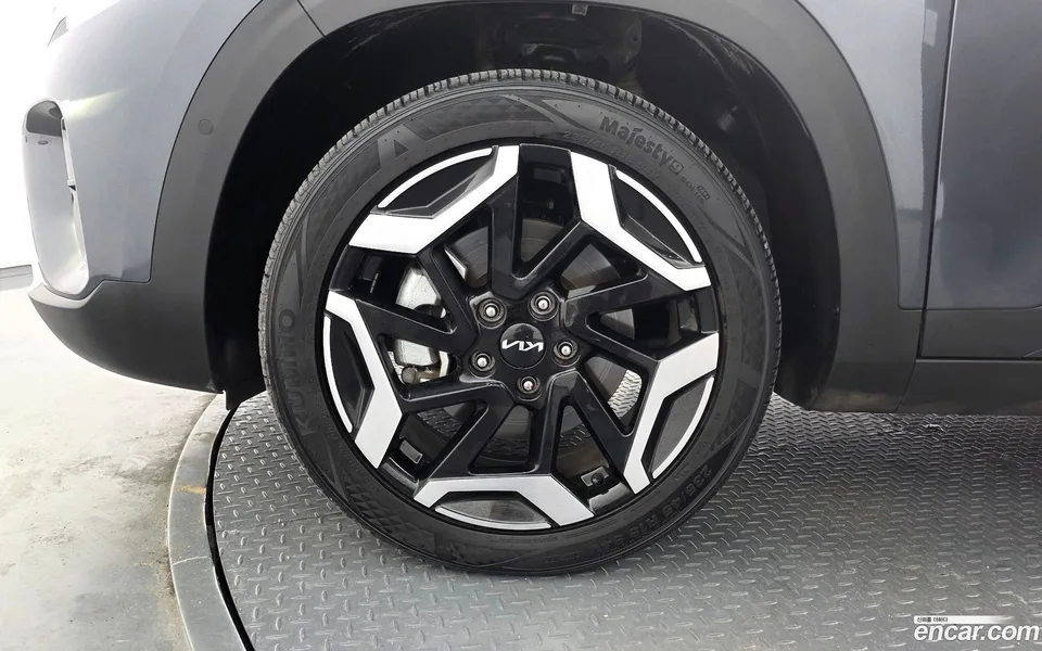 Kia Seltos 1.6 2WD 2024 — миниатюра 5