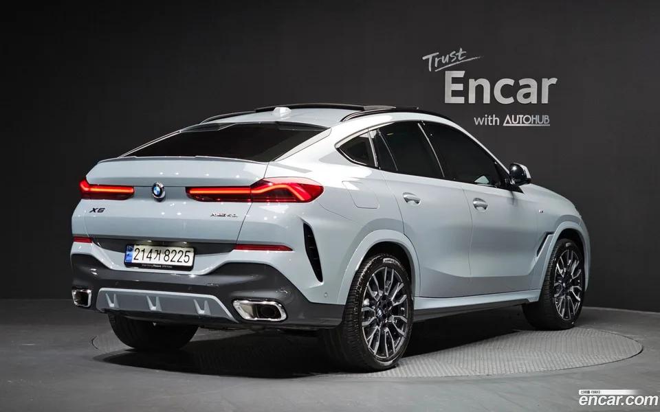 BMW X6 xDrive40i M 2024 — миниатюра 2