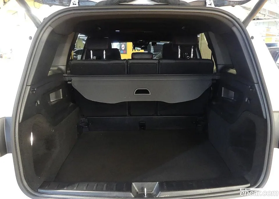 Mercedes-Benz GLB-Class GLB250 4MATIC 2023 — миниатюра 4