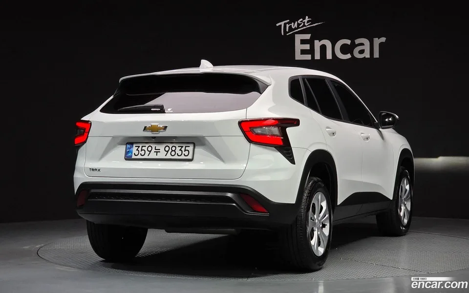 Chevrolet Trax Crossover 1.2 LS 2024 — миниатюра 2