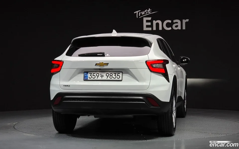 Chevrolet Trax Crossover 1.2 LS 2024 — миниатюра 4