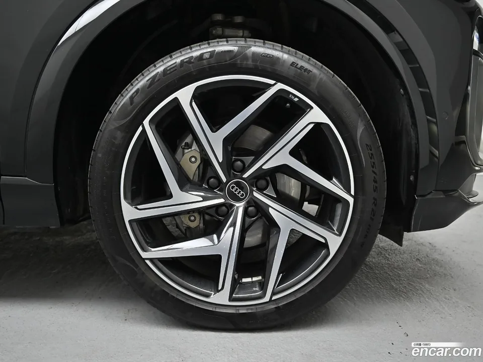 Audi Q6 e- 2025 — миниатюра 5