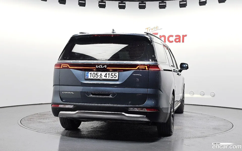 Kia Carnival 9 2023 — миниатюра 2