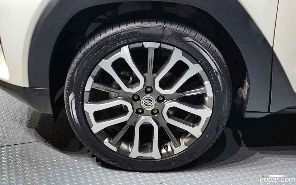 KG Mobility Torres 1.5 2WD 2023 — миниатюра 5