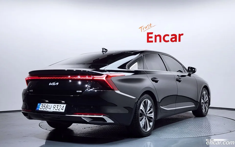 Kia K8 Hybrid 2022 — миниатюра 2