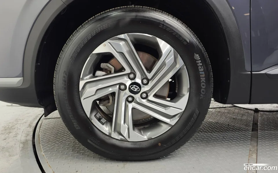 Hyundai SantaFe 2.5T 2WD 2023 — миниатюра 5
