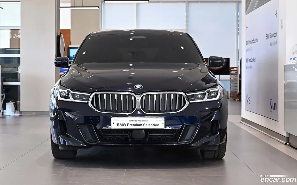 BMW 6 Series GT 620d M 2022 — миниатюра 3