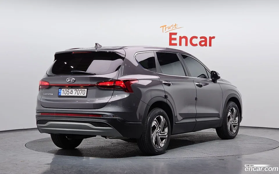 Hyundai SantaFe 2.2 2WD 2022 — миниатюра 2