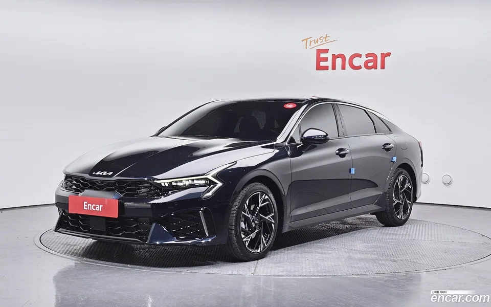 Kia K5 Hybrid 2025 — фото 1, купить с доставкой в Москву