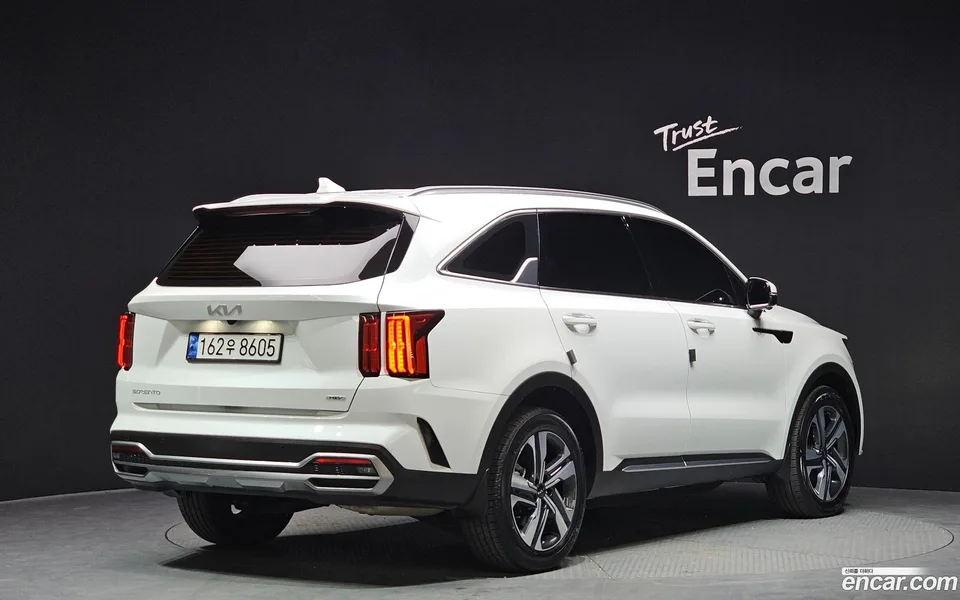 Kia Sorento HEV 1.6 2WD 2023 — миниатюра 2