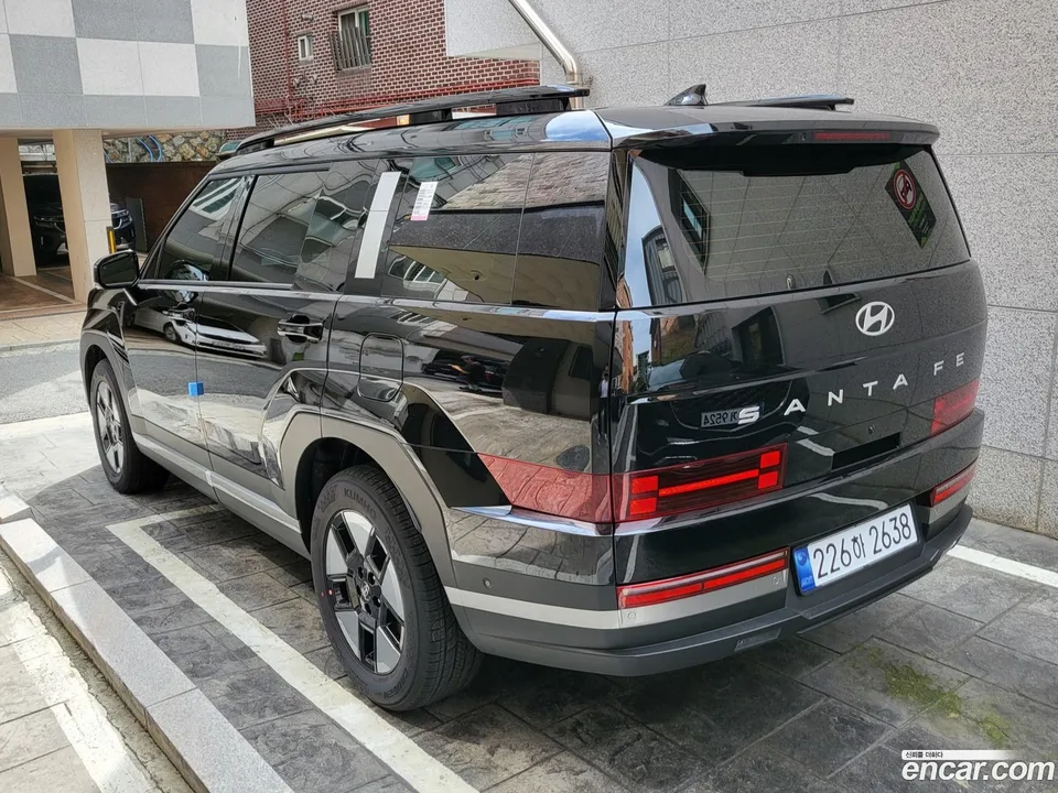 Hyundai Santa Fe HEV 1.6 2WD 2025 — миниатюра 3