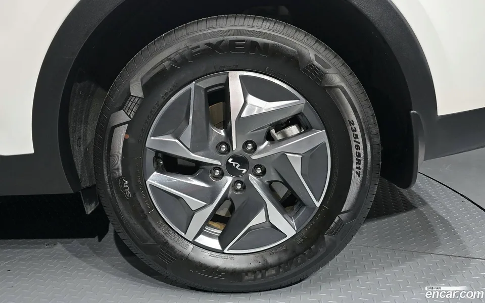 Kia Sorento HEV 1.6 2WD 2022 — миниатюра 5