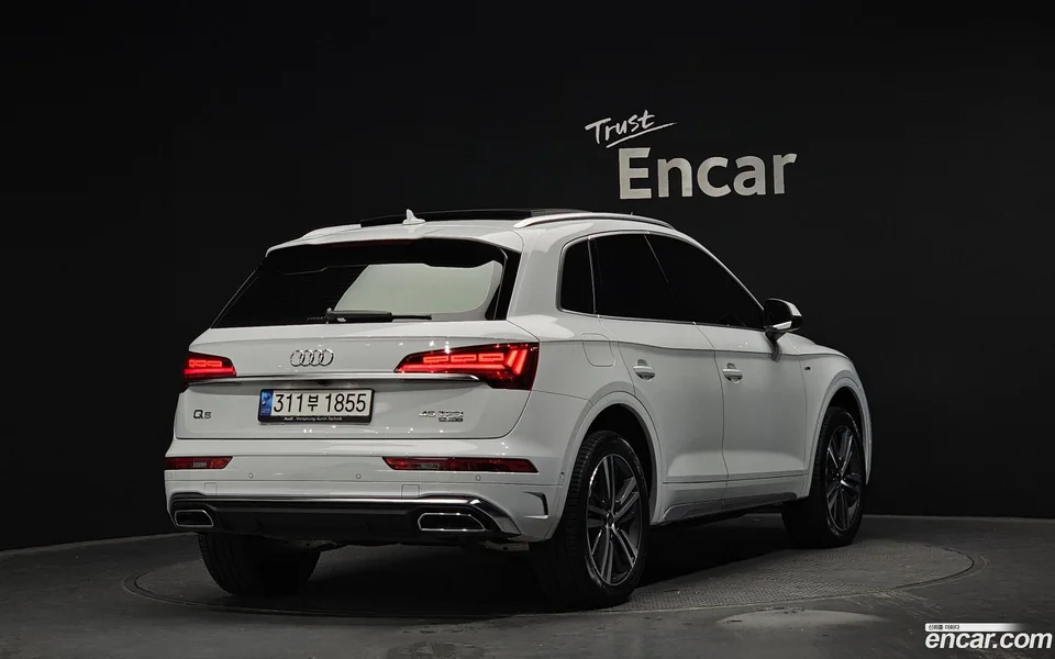 Audi Q5 45 TFSI 2023 — миниатюра 2