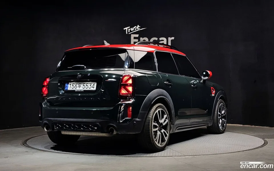 MINI Cooper S Countryman JCW 2023 — миниатюра 2