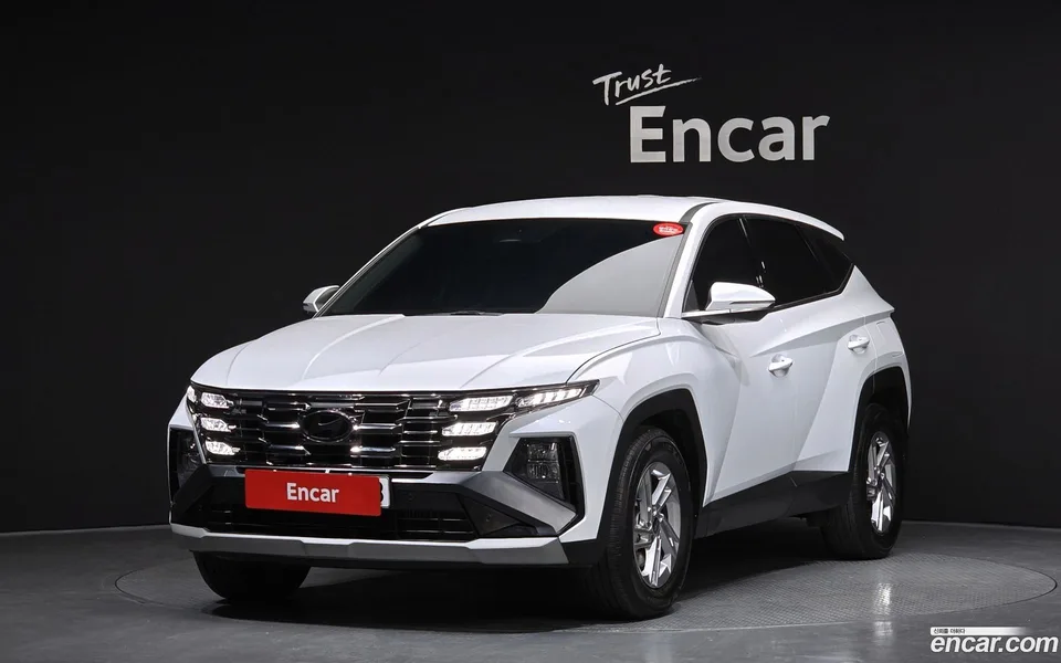 Hyundai Tucson NX4 2.0 4WD 2024 — фото 1, купить с доставкой в Москву