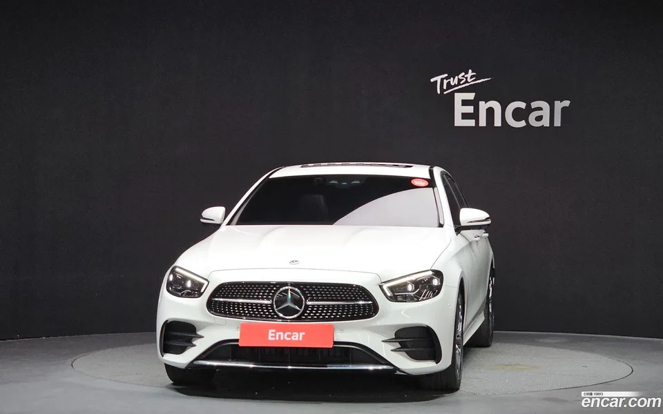 Mercedes-Benz E-Class E220d 4MATIC AMG Line 2022 — миниатюра 3