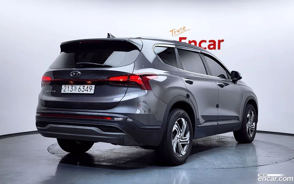 Hyundai SantaFe 2.2 2WD 2022 — миниатюра 2