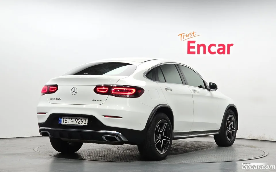 Mercedes-Benz GLC-Class GLC300 4MATIC 2023 — миниатюра 2