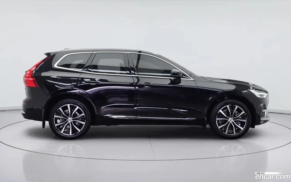 Volvo XC60 B6 2023 — миниатюра 3