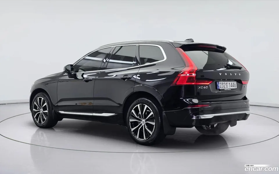 Volvo XC60 B6 2023 — миниатюра 4