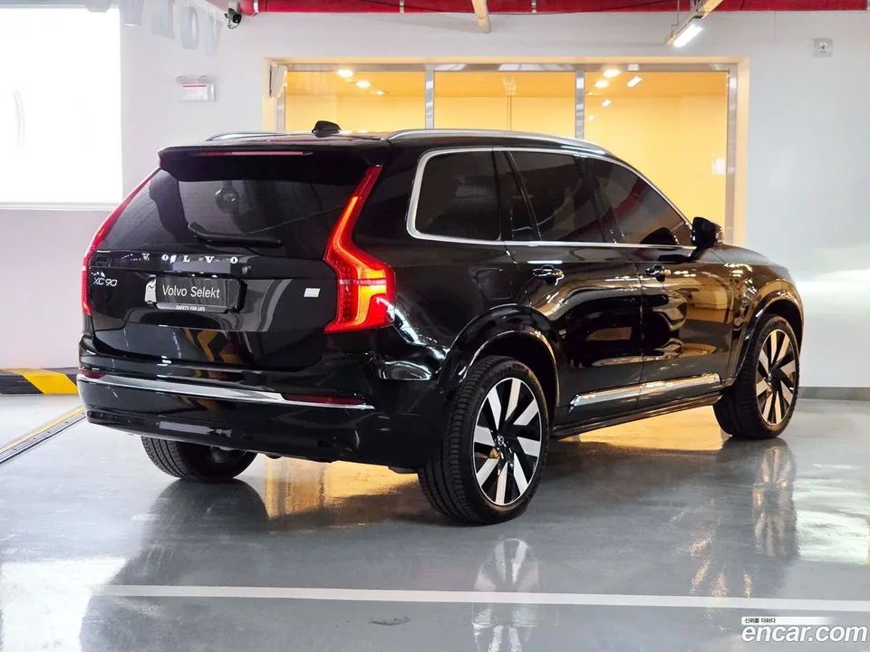Volvo XC90 T8 2024 — миниатюра 2