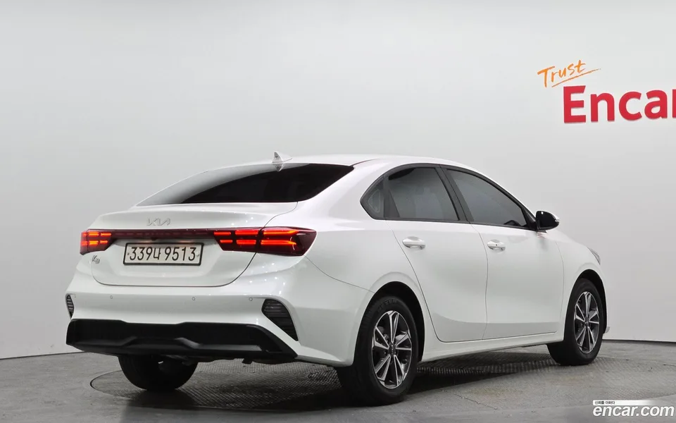 Kia K3 1.6 2023 — миниатюра 2